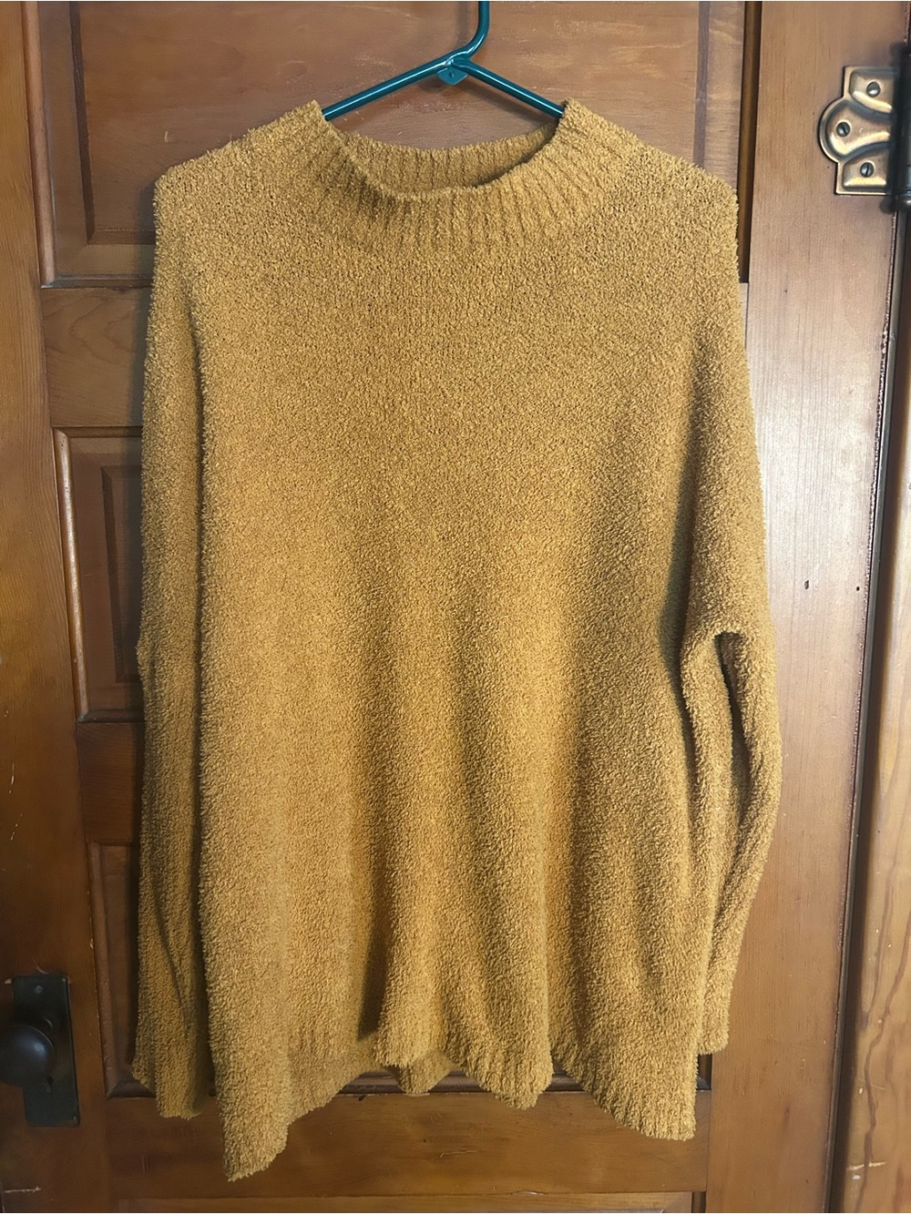Sabrina Lauren New York women’s large Cozy Crewneck Sweater - Mustard